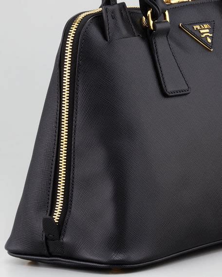 prada medium saffiano promenade bag black nero|Prada Medium Saffiano Lux Promenade Bag .